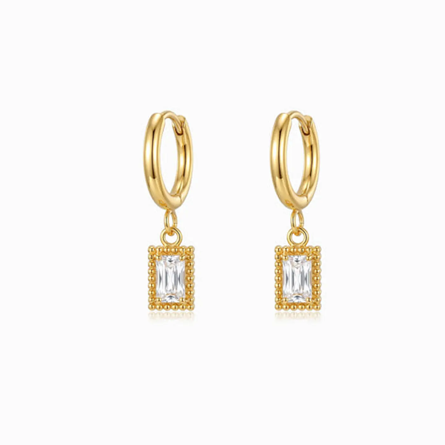 Boucles d'Oreilles Créole à Breloques Belle en Acier 1