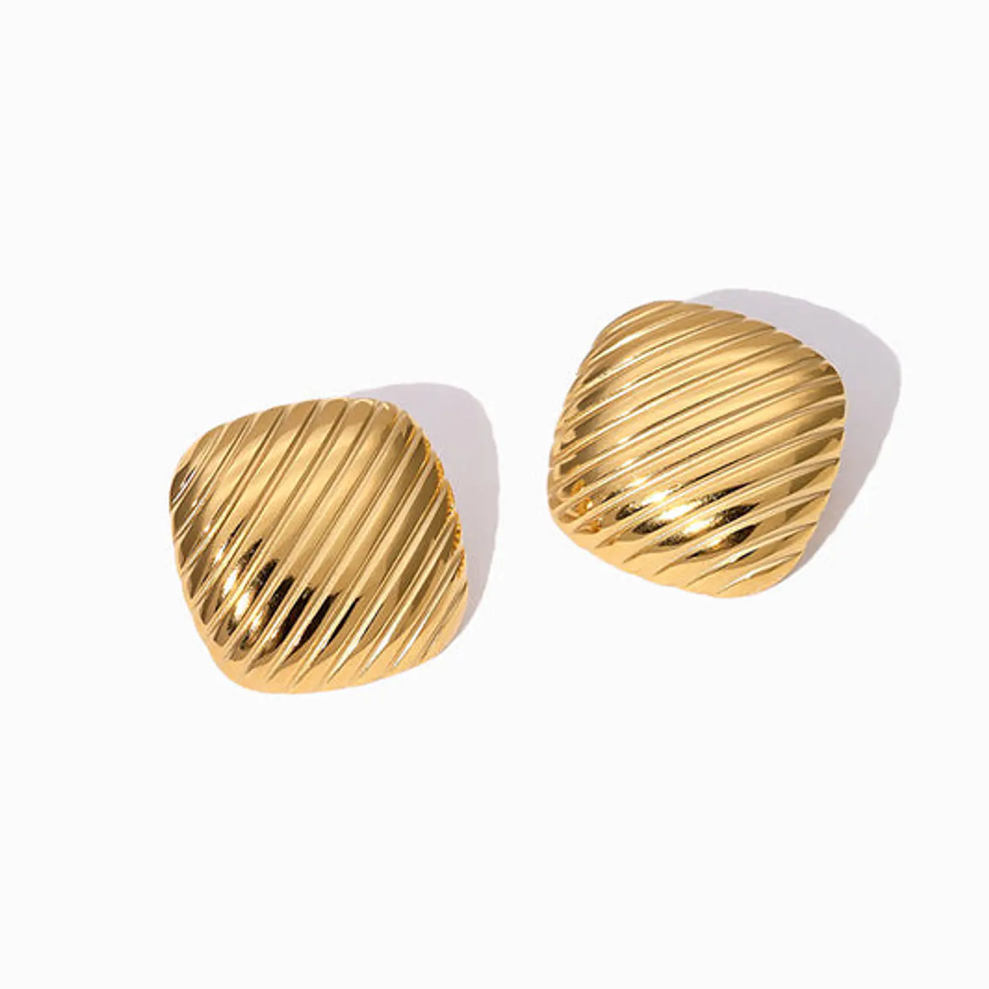Boucles d'Oreilles Géométrique Fine en Acier 1