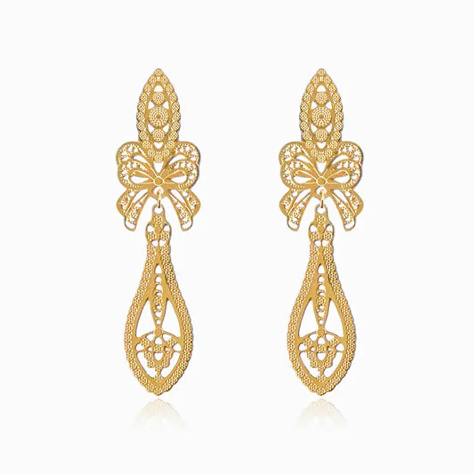 Boucles d'Oreilles Goutte Fine en Acier 1