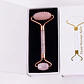 Rouleau Gua Sha Quartz Rose – Soin Visage Naturel - vignette 3