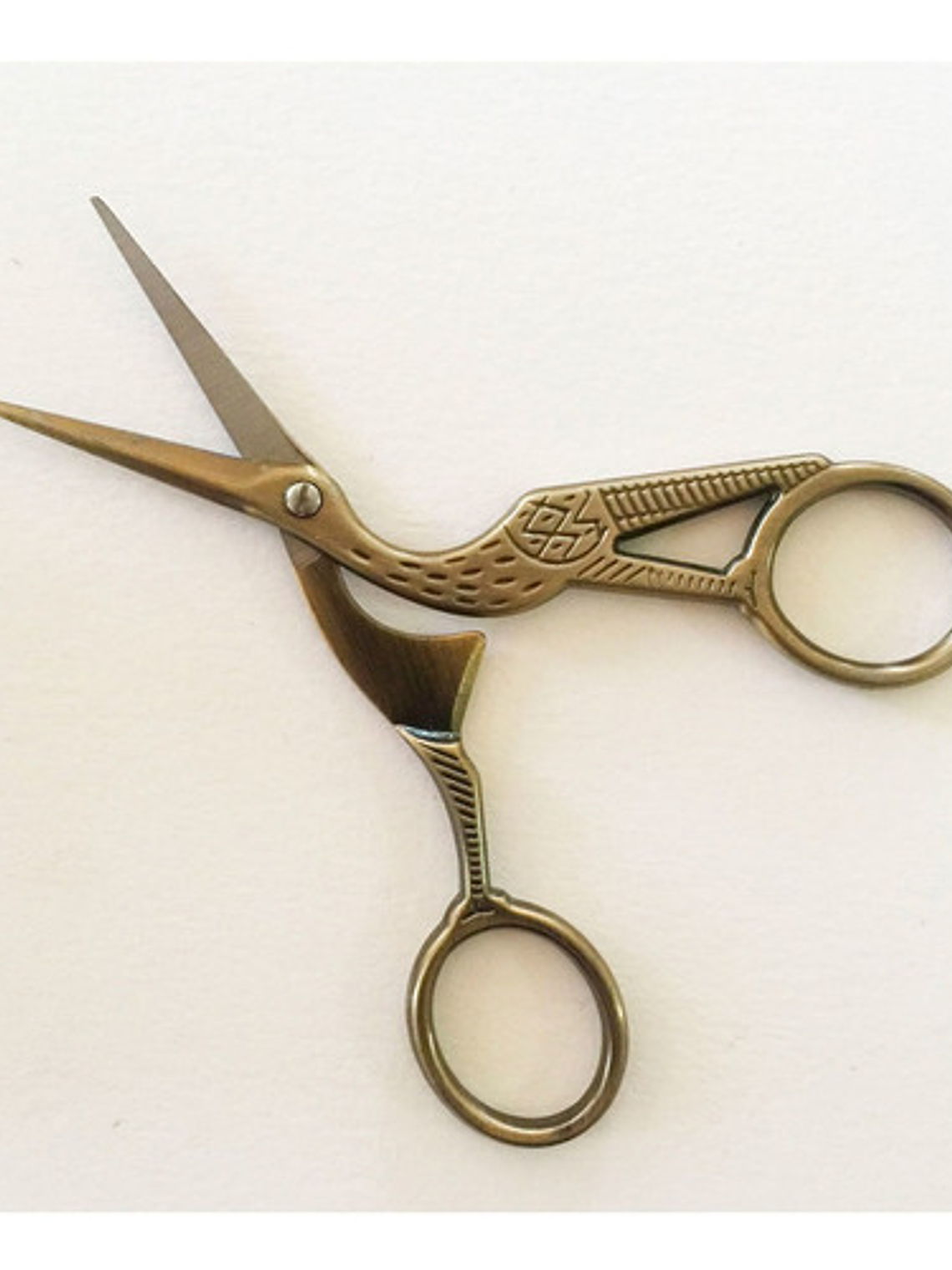 Tijera Vintage Cigueña Bronce 2