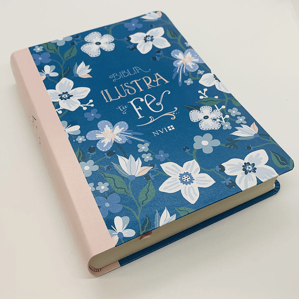 Biblia NVI Ilustra tu Fe (Azul con flores) 2