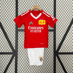 Kit Criança Principal SPORT LISBOA 2024/25 (Em Stock)