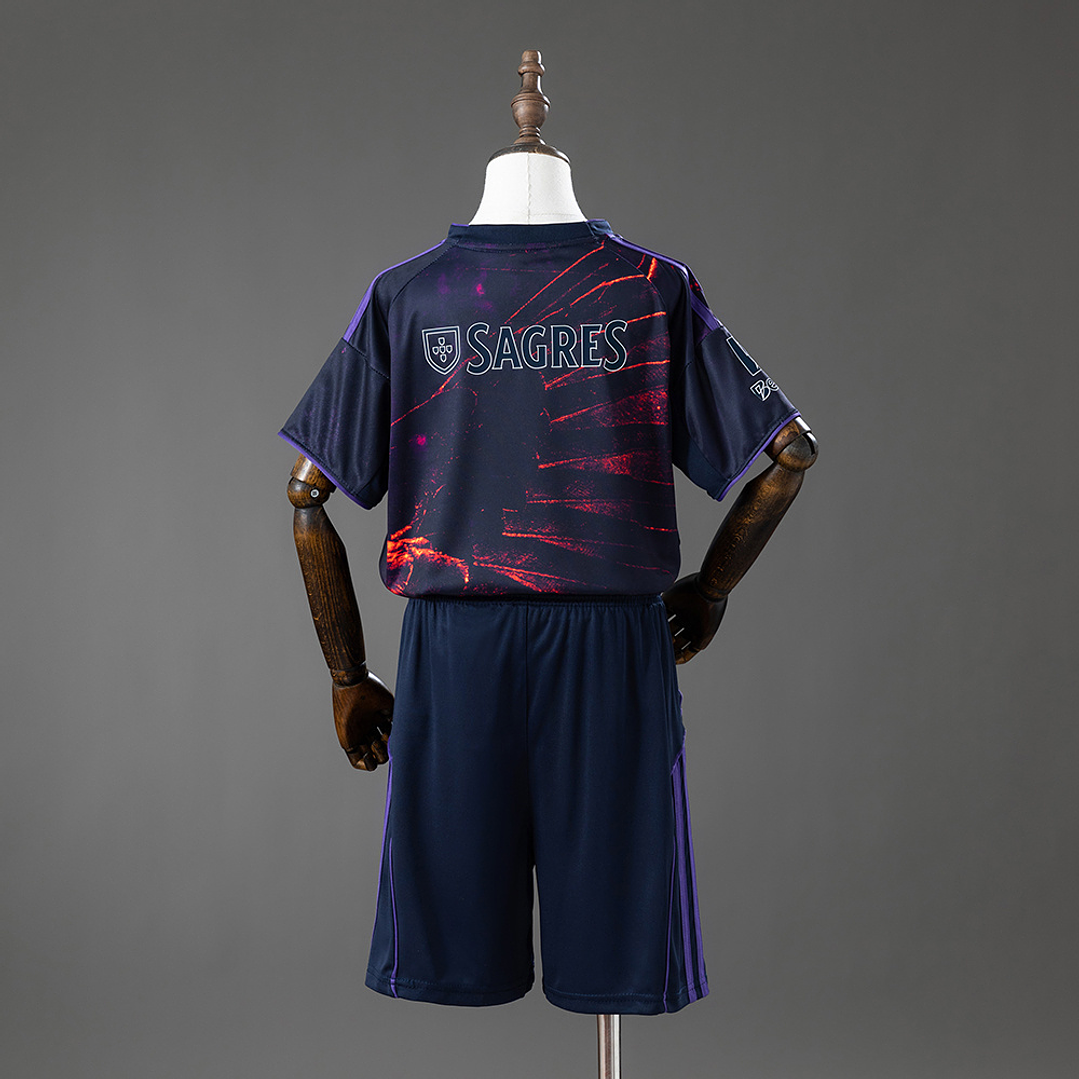 Kit Criança S.L.B X VHILS 2025/26 2