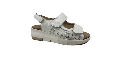 Sandália ACO Medical rasa velcro
