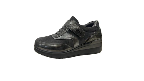 Sapato atacadores e velcro conforto