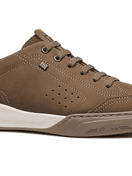 Sneaker desportivo conforto