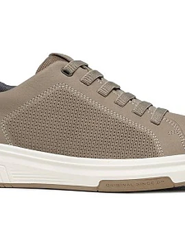 Sneaker desportivo conforto