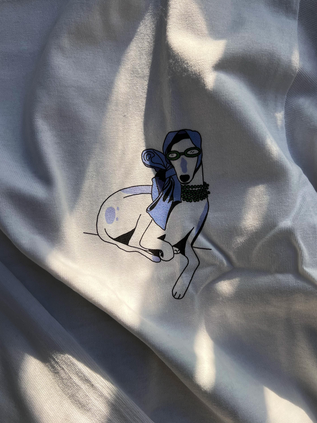 Agarra tus maletas - Graphic Tee 5