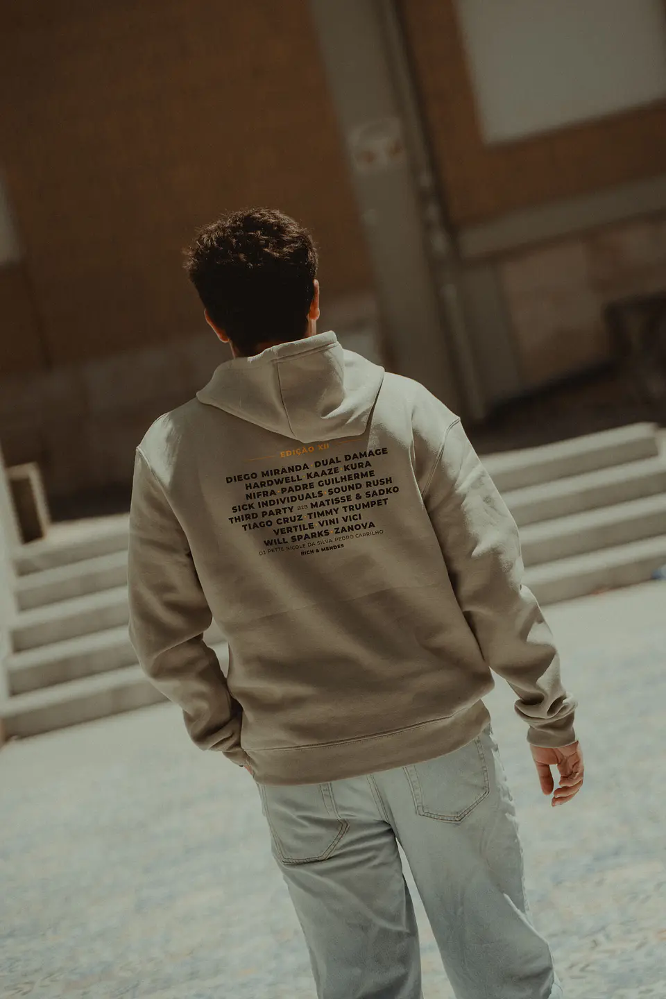 HOODIE BEGE RELÓGIO XII 2