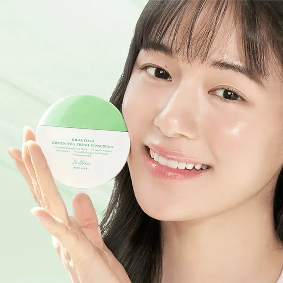 DR. ALTHEA - Green Tea Fresh Sunscreen SPF50+ PA++++ 45 ML | Protector Solar 2