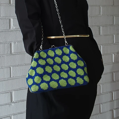 Cartera crochet Tapestry azul y verde lima 