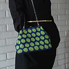 Cartera crochet Tapestry azul y verde lima 