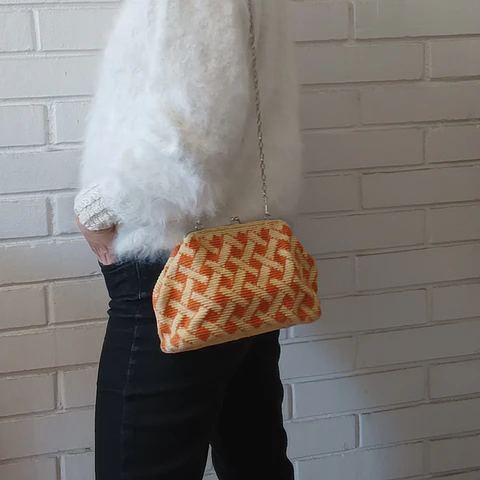 Cartera crochet Tapestry naranja y amarillo mantequilla