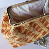 Cartera crochet Tapestry naranja y amarillo mantequilla
