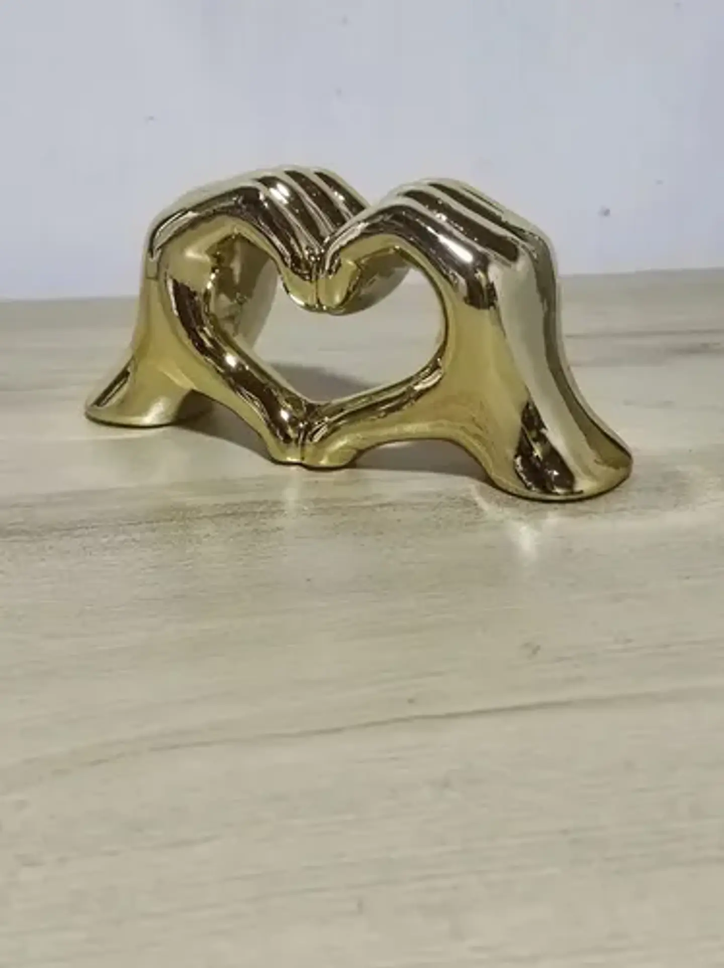 Adorno Manos En Forma De Corazon 1