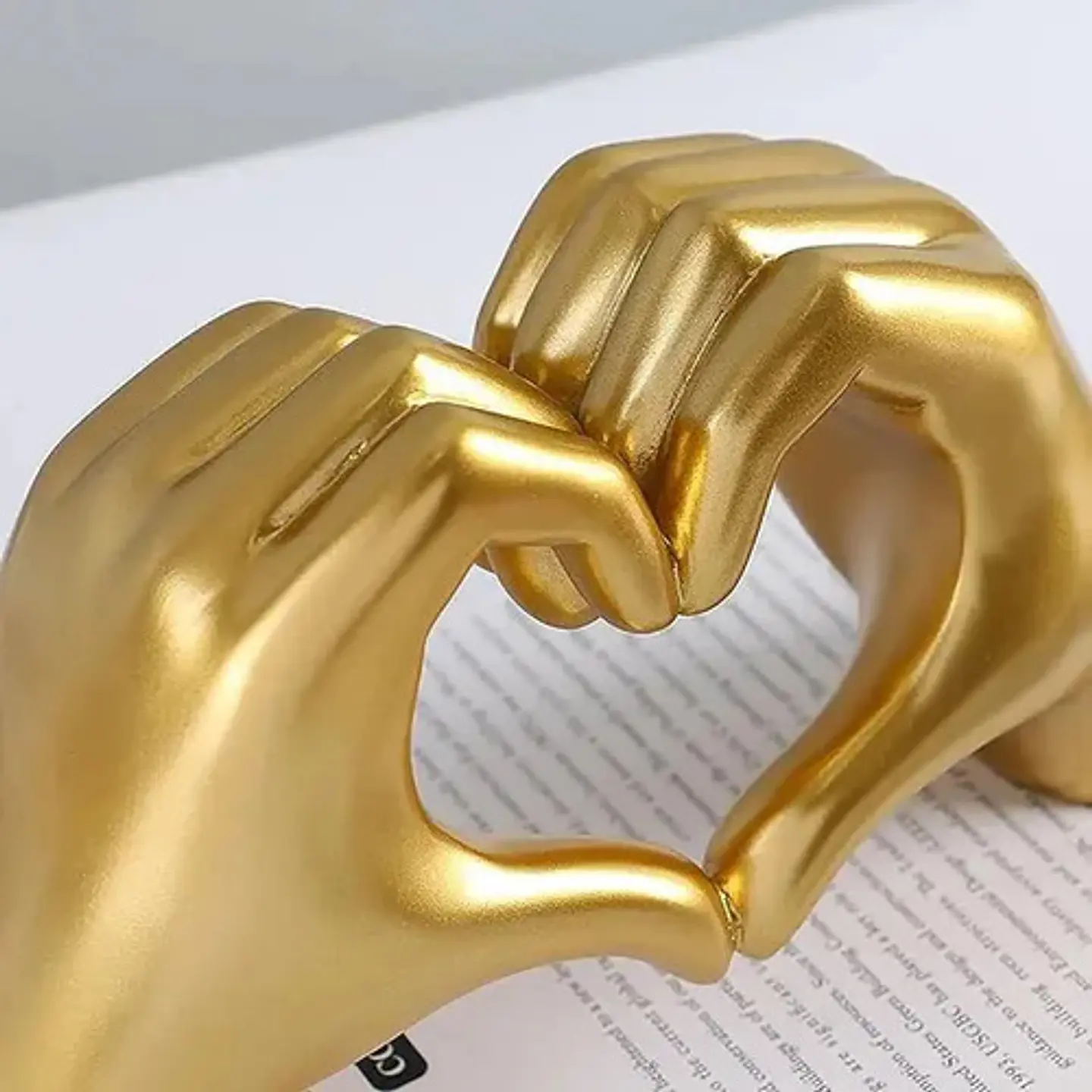 Adorno Manos En Forma De Corazon 6