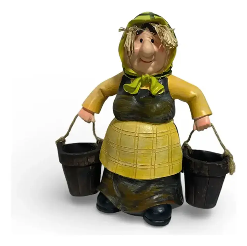 Figura Decorativa Campesina Con Baldes 5