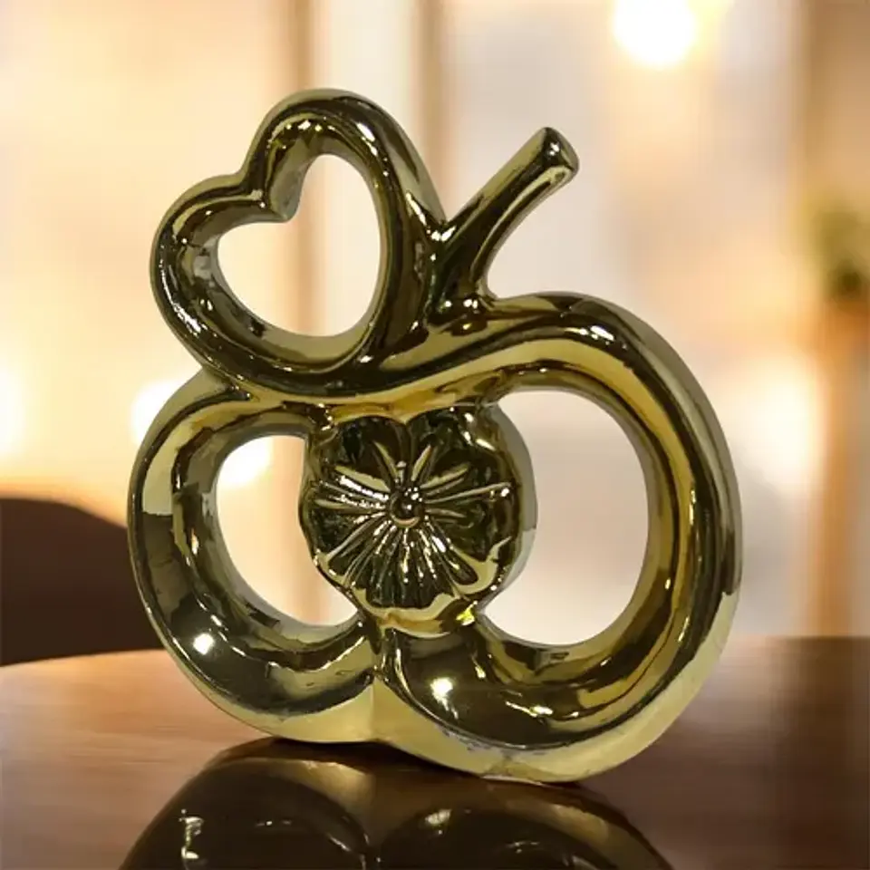 Figura Decorativa Manzana Con Corazón Y Detalle Floral 5