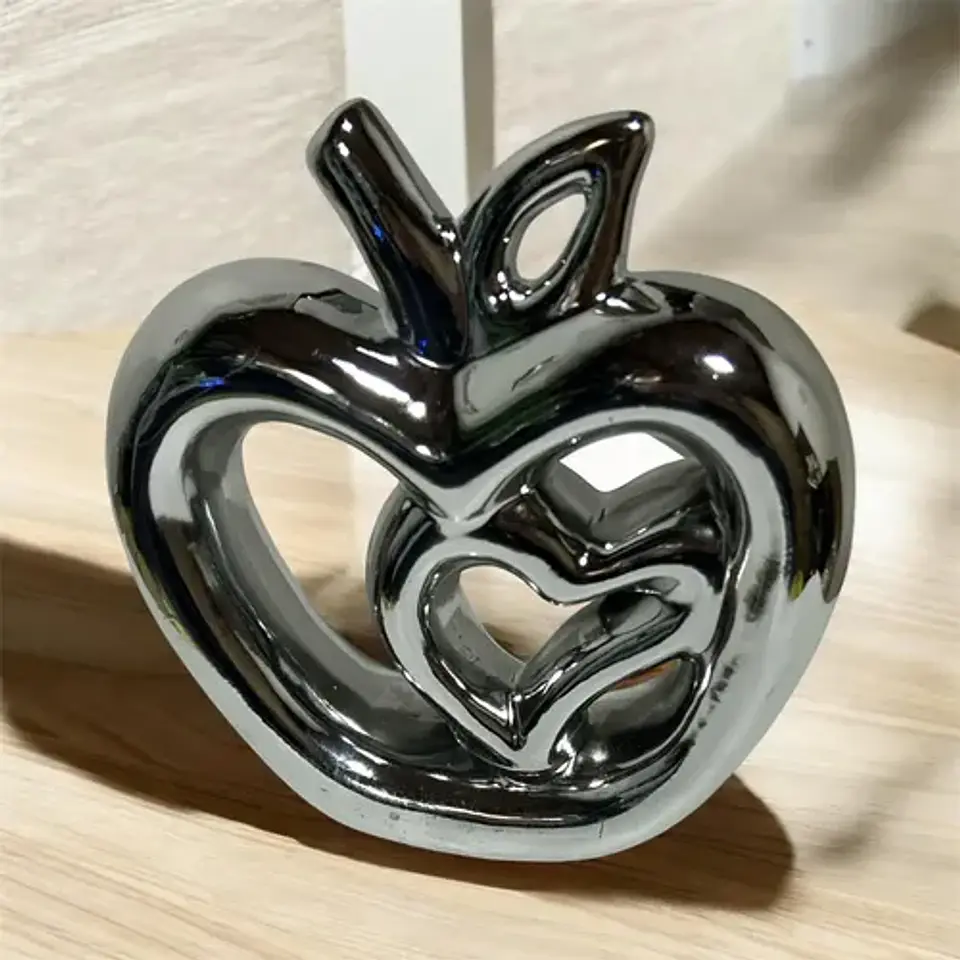 Figura Decorativa Manzana Con Corazón  Elegancia 8