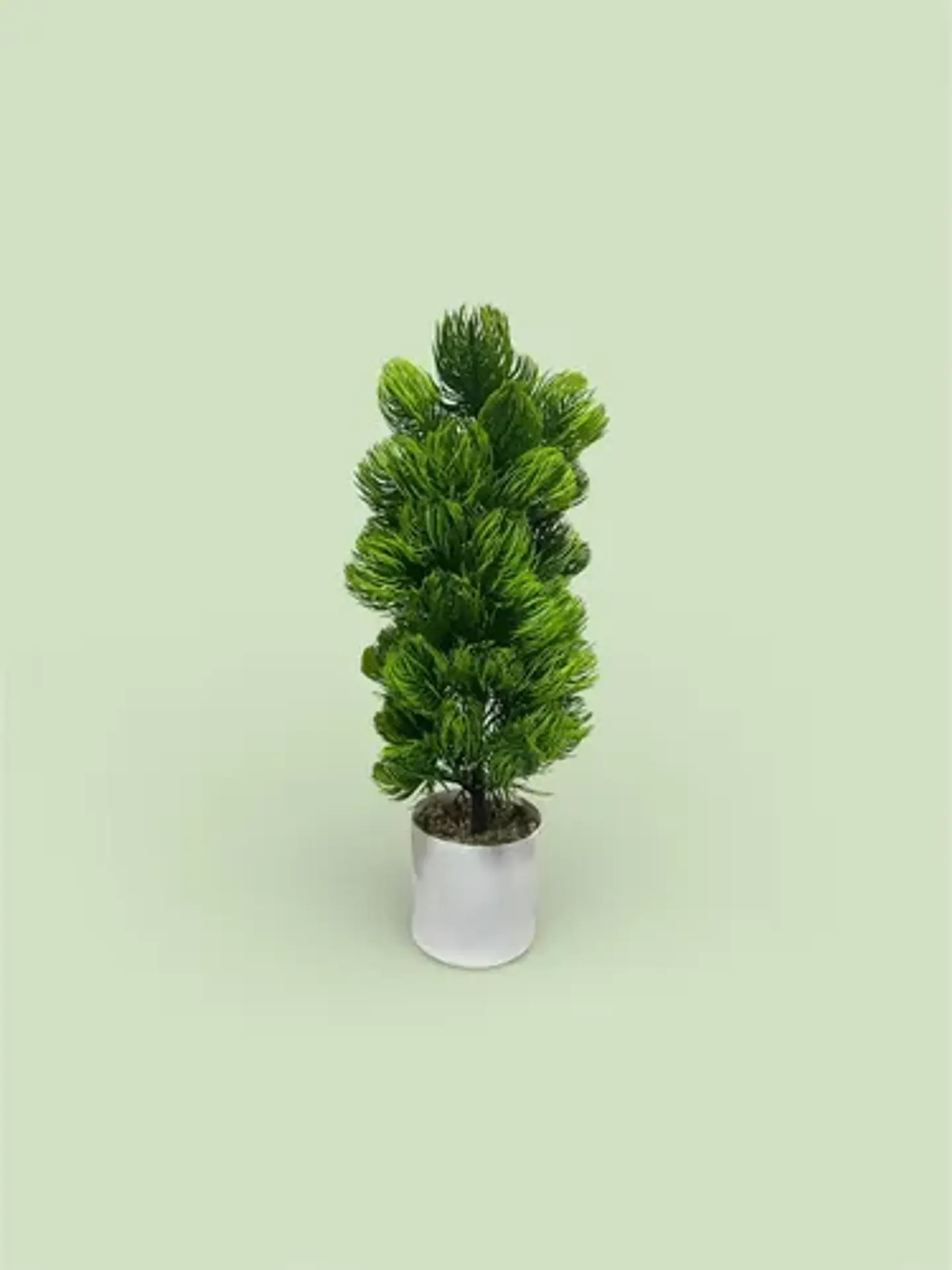 Planta Decorativa Artificial Tipo Pino  Elegancia Natural 1