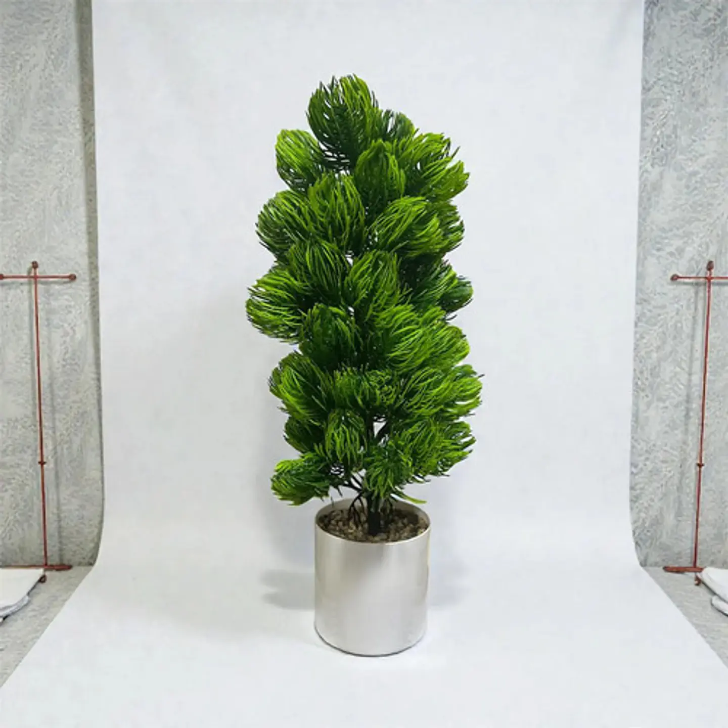 Planta Decorativa Artificial Tipo Pino  Elegancia Natural 6
