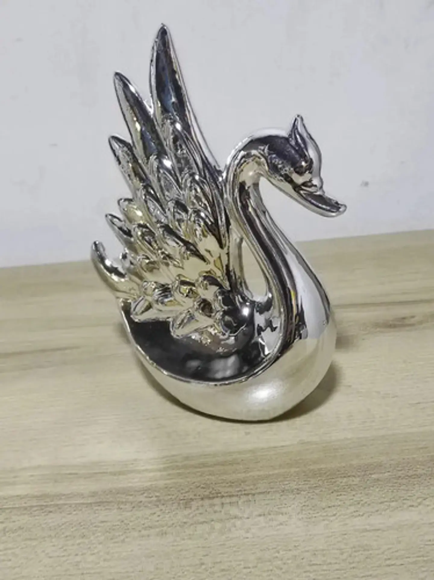 Escultura De Cisne Decorativo 13cm 2