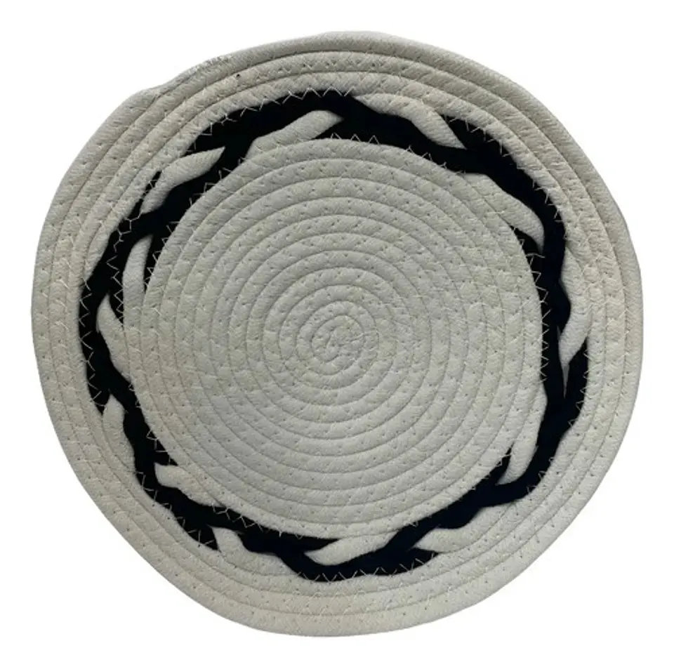 Pack 4 Individuales 30x30 Negro Con Blanco 2