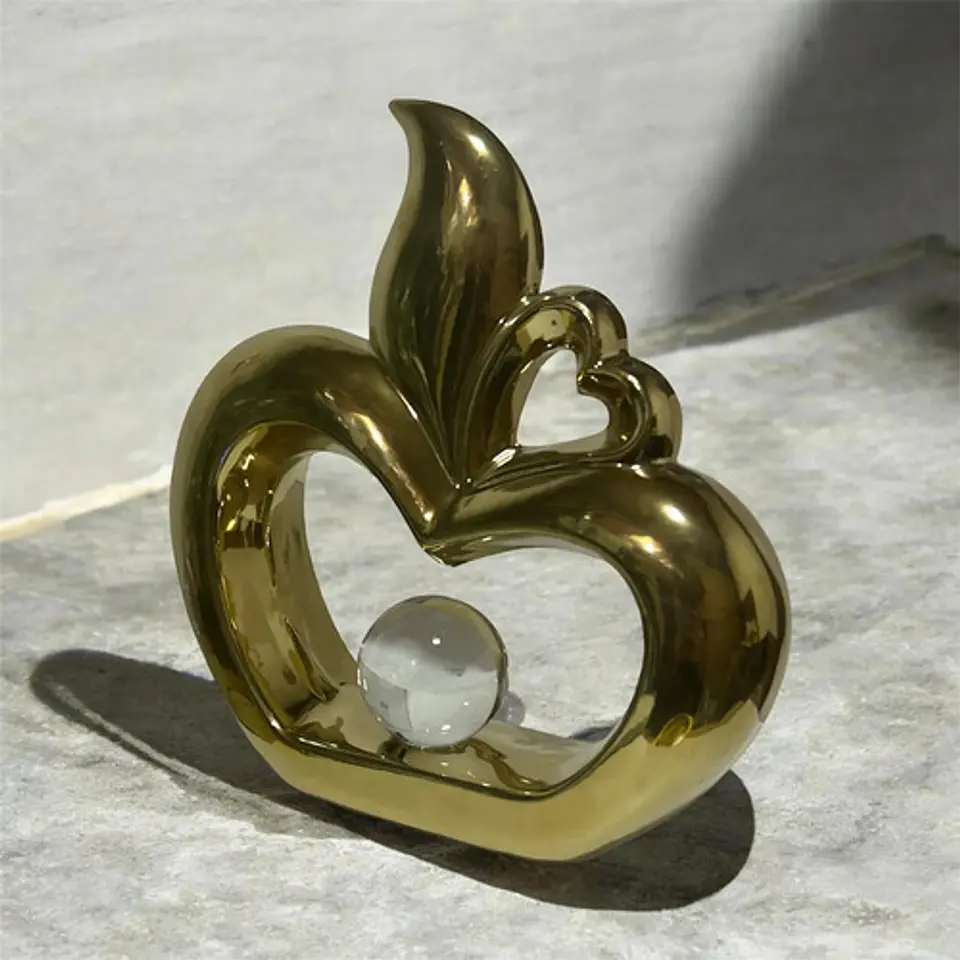Figura Decorativa Manzana Calada Con Esfera  Elegancia 4