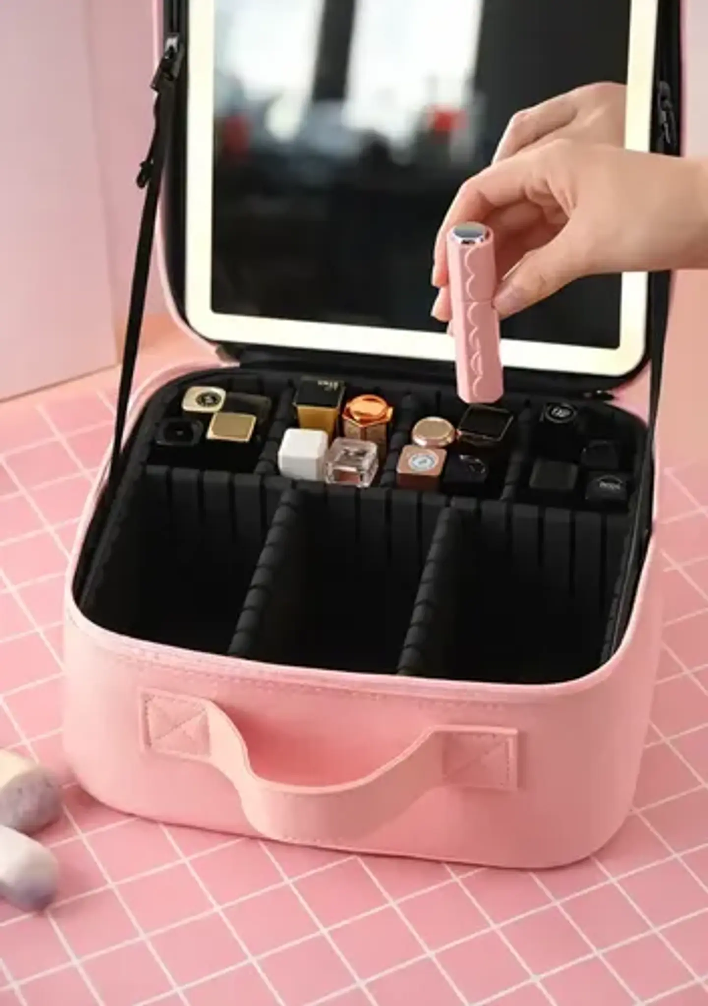 Estuche Organizador De Maquillajes Con Espejo Led 1