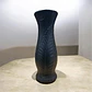 Jarrón Decorativo Elegante Con Relieve Negro - Miniatura 1