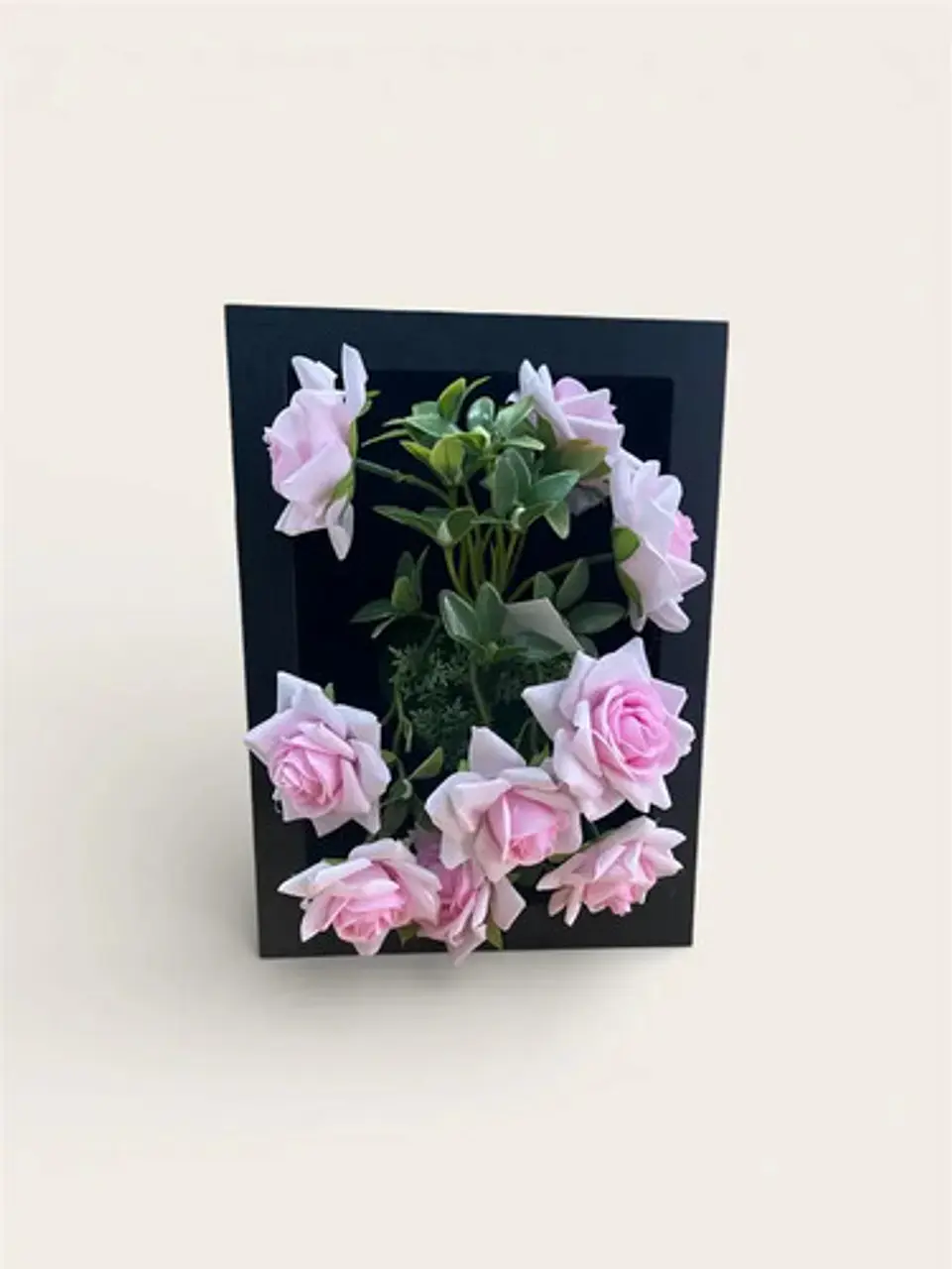 Marco Decorativo Con  Flores Que Cobran Vida Rosada 1