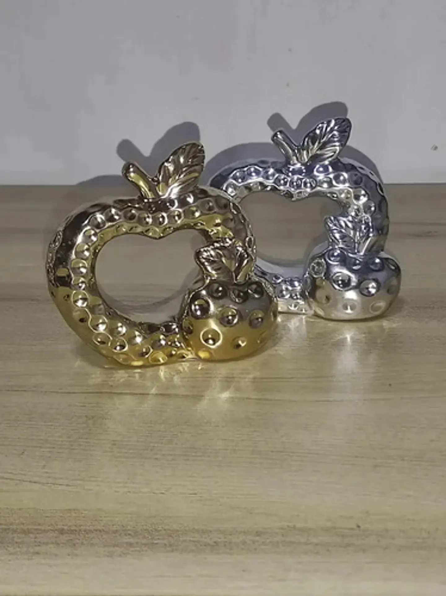 Escultura Manzana Con Relieve  Decorativa G 6