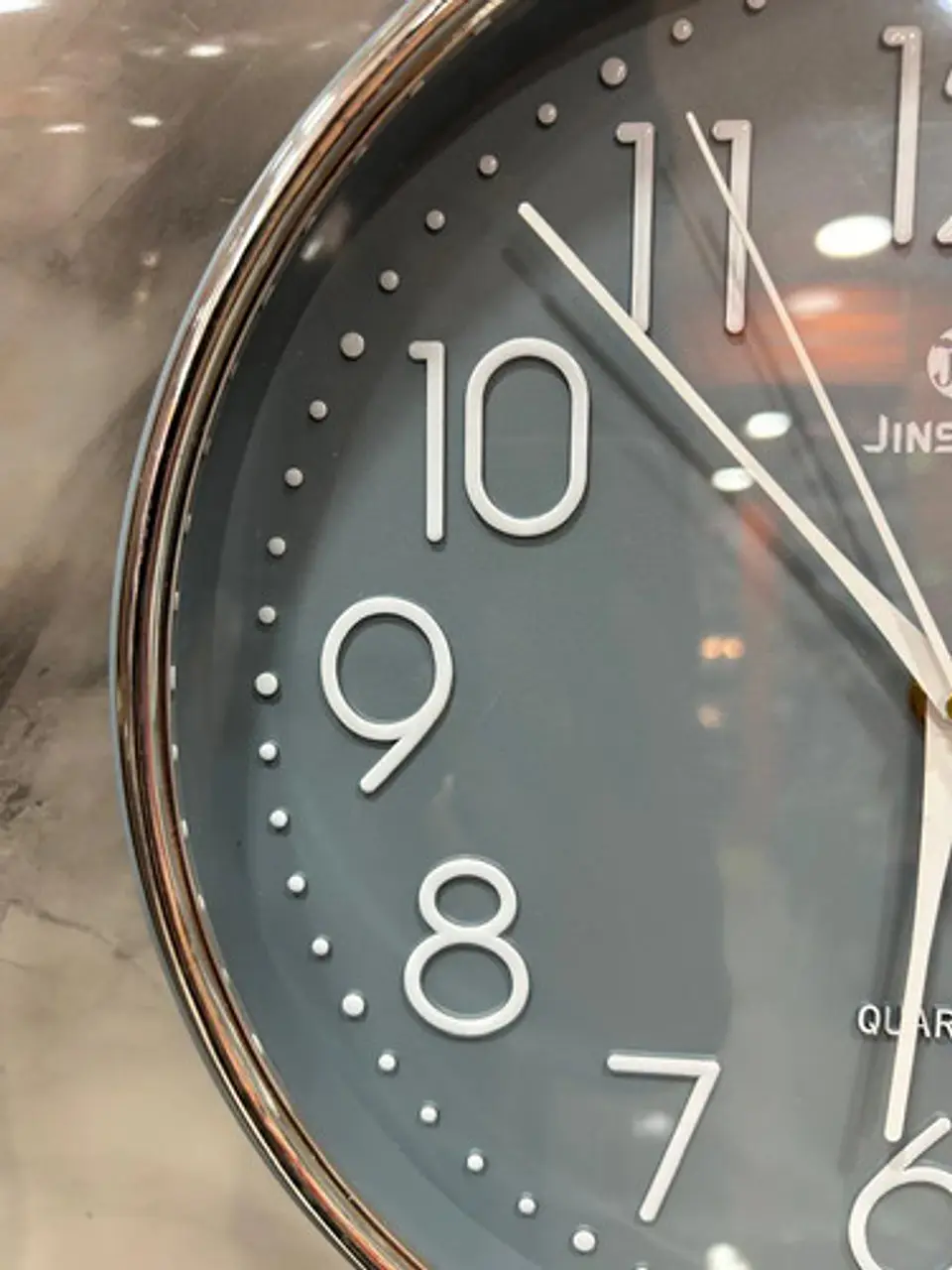 Reloj De Pared Decorativo Moderno Con Números Grandes 4