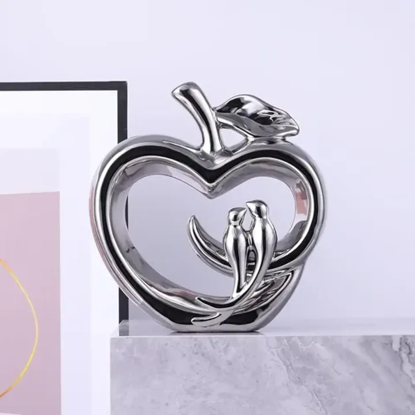 Escultura De Manzana Para Decoracion Elegante 2