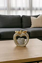 Adorno Decorativo Manzana Dorado Con Corazón Brillante - Miniatura 2