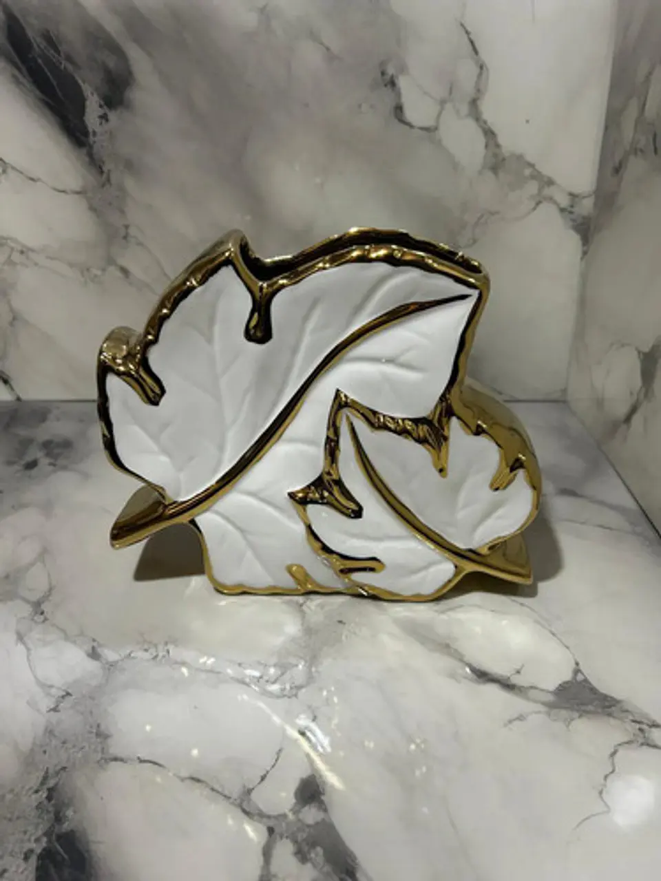 Jarrón Decorativo De Hojas Blanco Y Dorado Para Flores 6