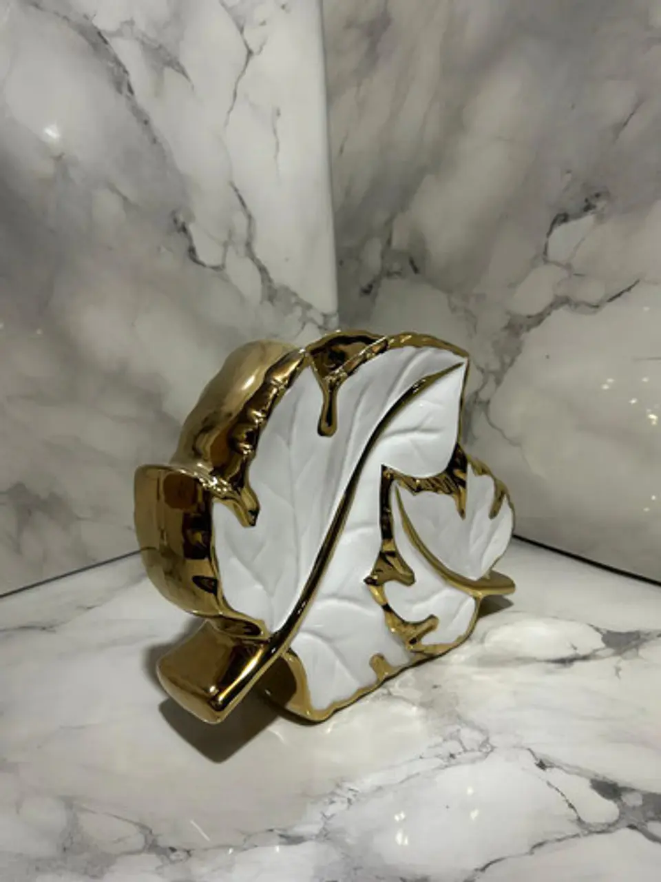 Jarrón Decorativo De Hojas Blanco Y Dorado Para Flores 8