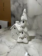 Casita Navideña De Cerámica Con Árbol Decorativo - Miniatura 6