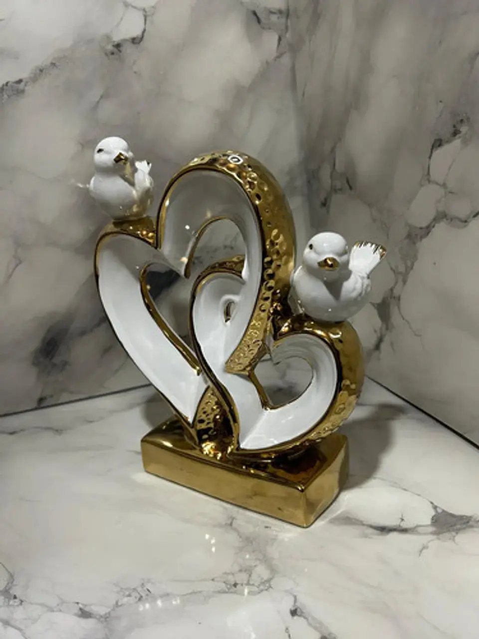 Figura Decorativa De Corazones Con Pájaros Blanco Y Dorado 2
