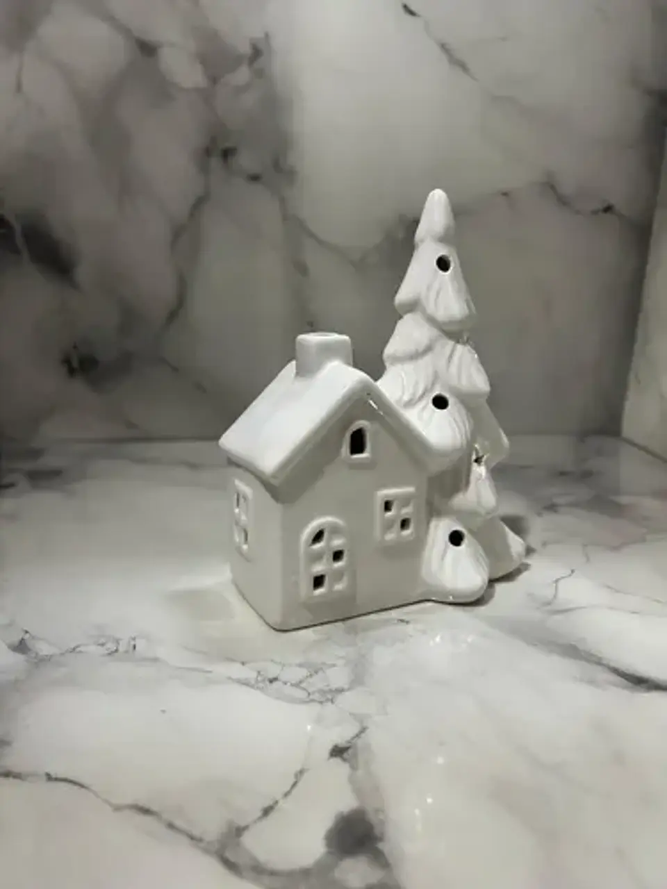 Casita Navideña De Cerámica Con Árbol Decorativo Pequeño 8