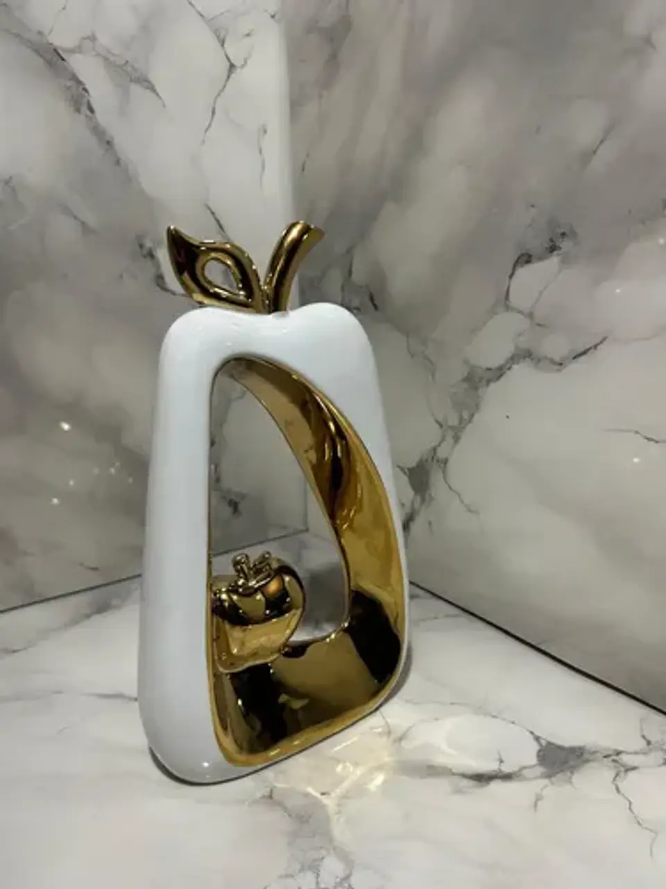 Adorno Decorativo En Forma De Manzana Dorado Y Blanco 7