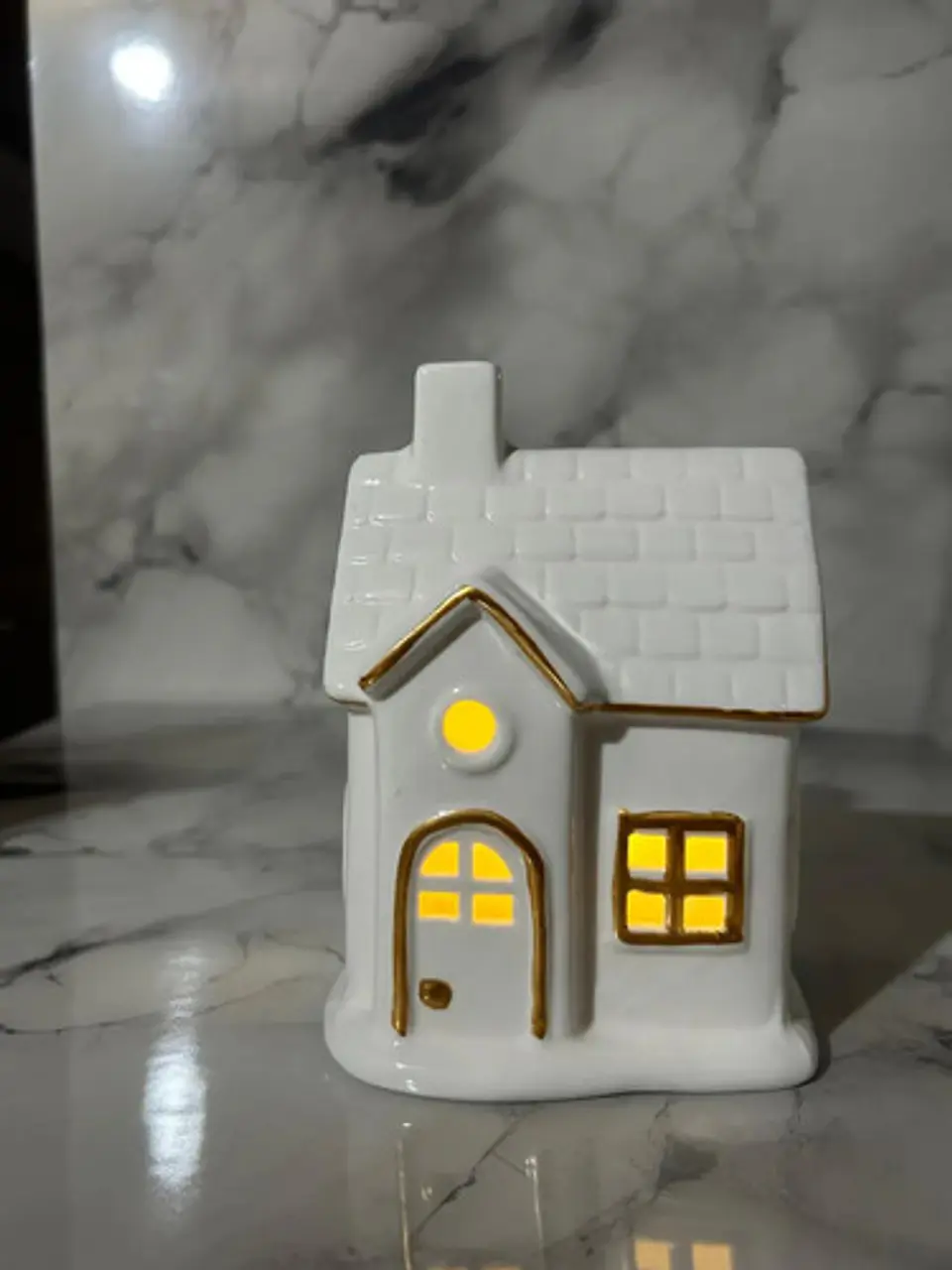 Casita Navideña De Cerámica Blanca Con Luz Adorno 5
