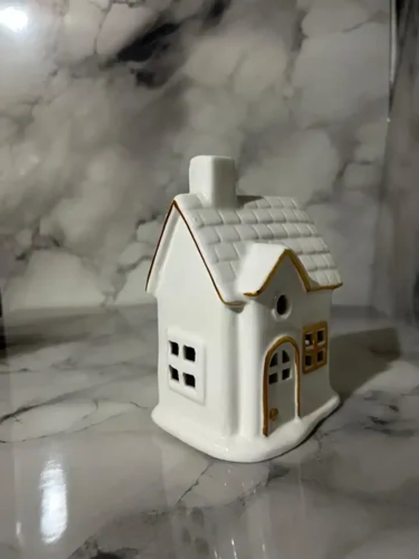 Casita Navideña De Cerámica Blanca Con Luz Adorno 9