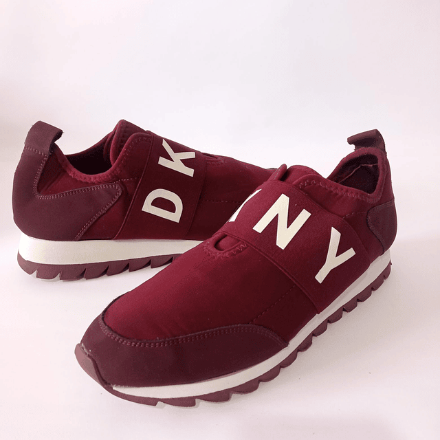 DKNY , 40 1