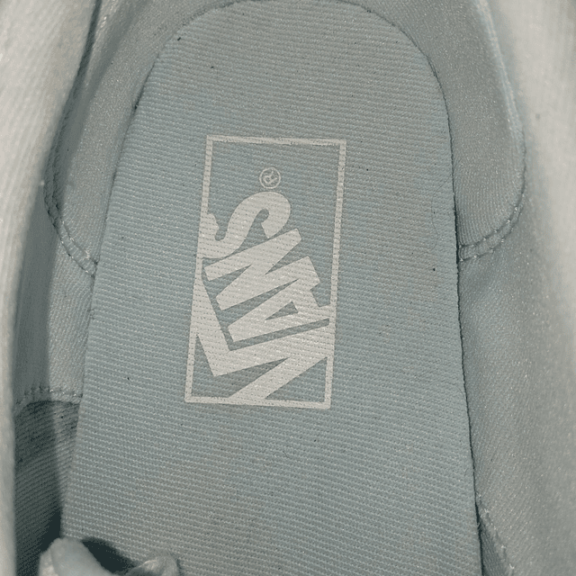 Vans , 39 7