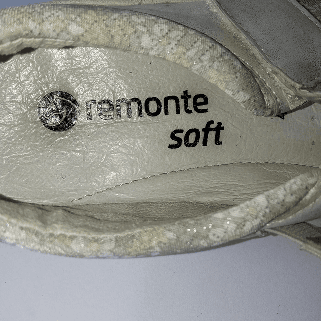 Remonte , 40 5