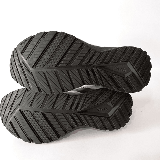 Brooks Rebel 4 , 38,5 7