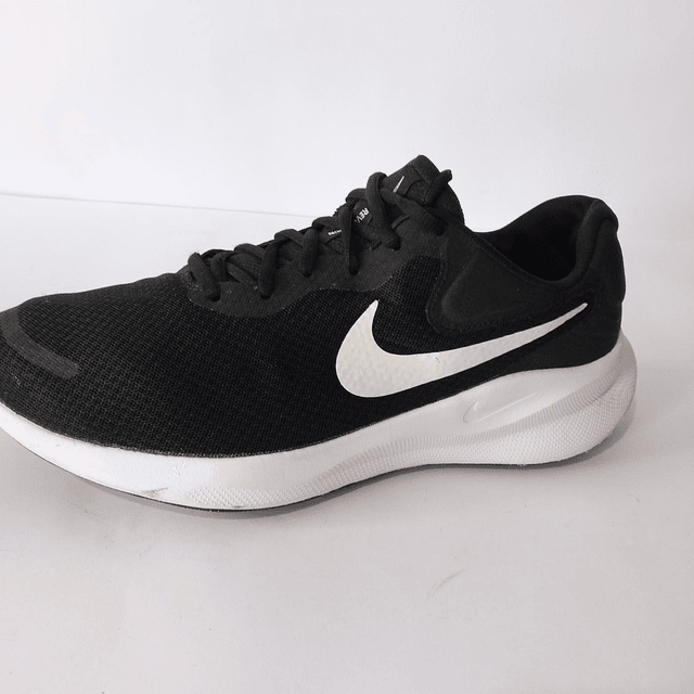 Nike Revolution , 43 3