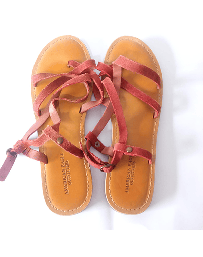 American Eagle , cuero ,39